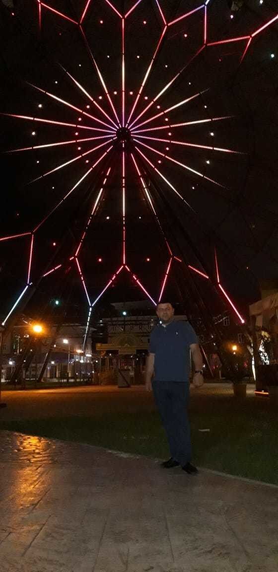  18313998  Gegham, 41 ,    