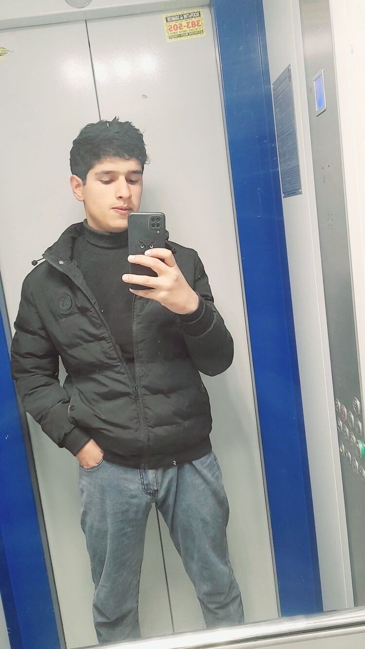  29851848  Ahror, 22 ,    