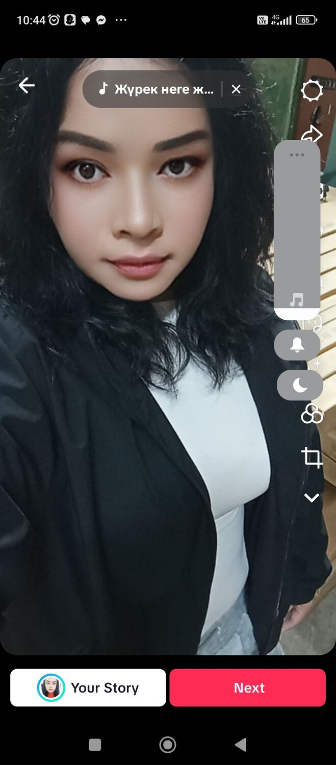  54558288  Beautiful, 36 ,    