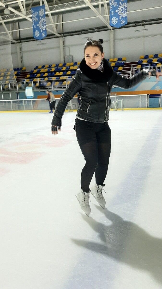  19200838  Elina, 31 ,    
