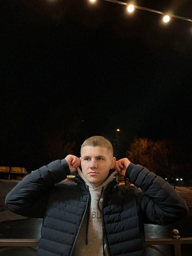  ,   Oleg, 21 ,   ,   , 