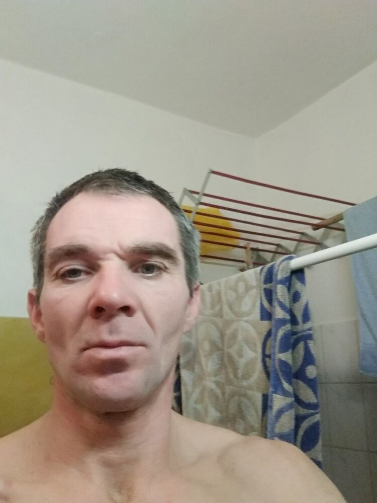  ,   Robert, 48 ,   