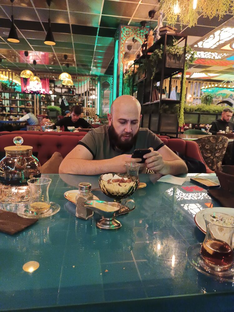  ,   Ruslan, 36 ,   ,   