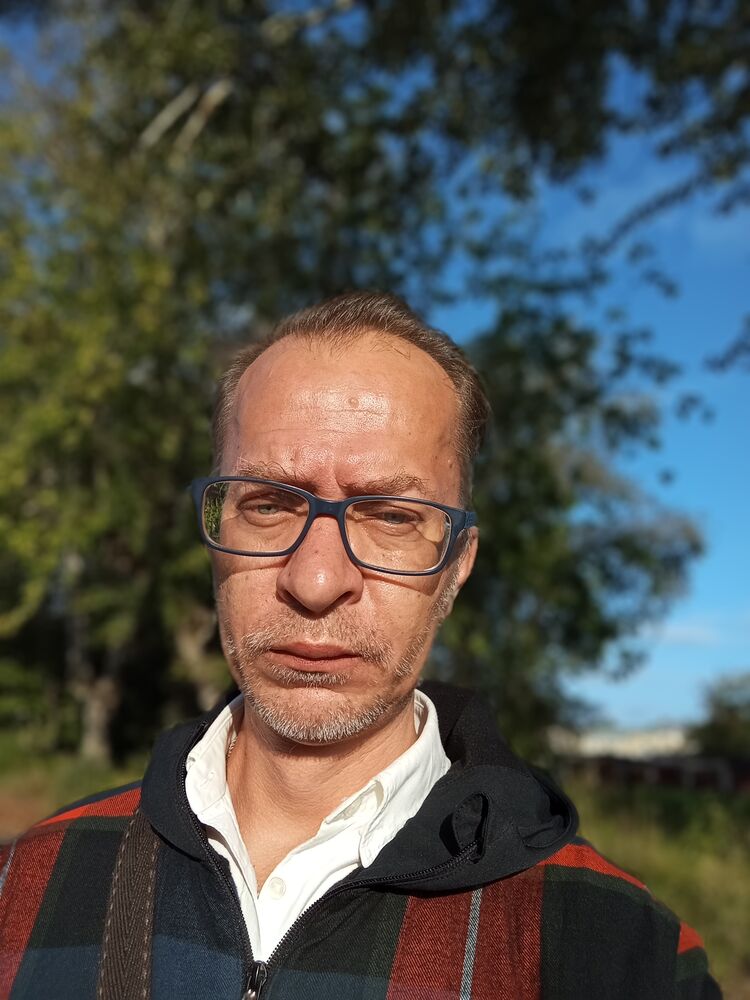  45927968  , 49 ,    
