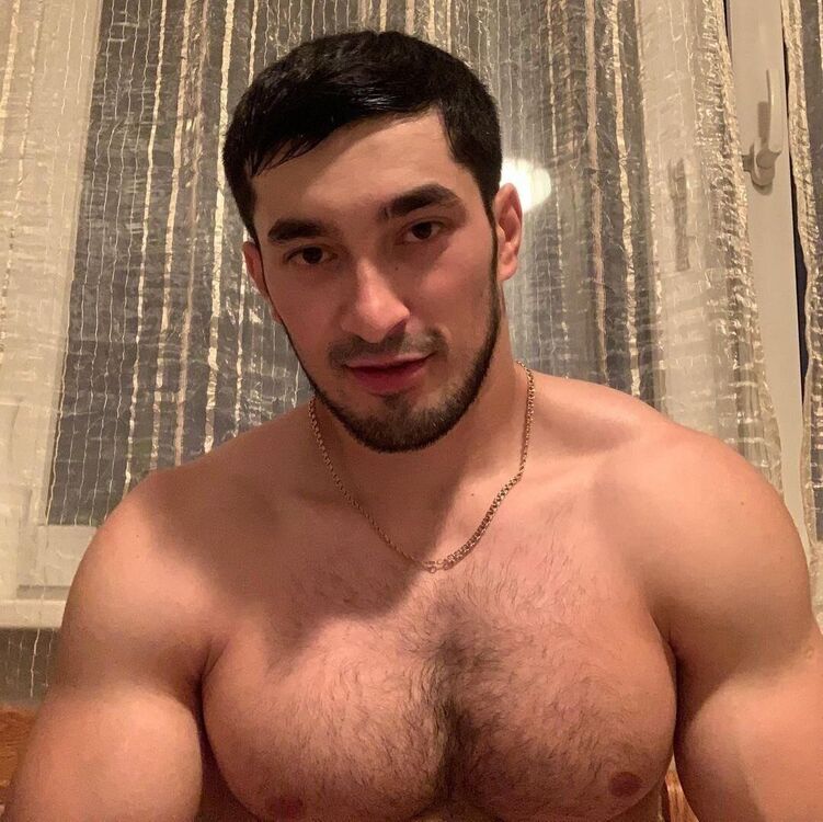  31250638  ERIK, 25 ,    