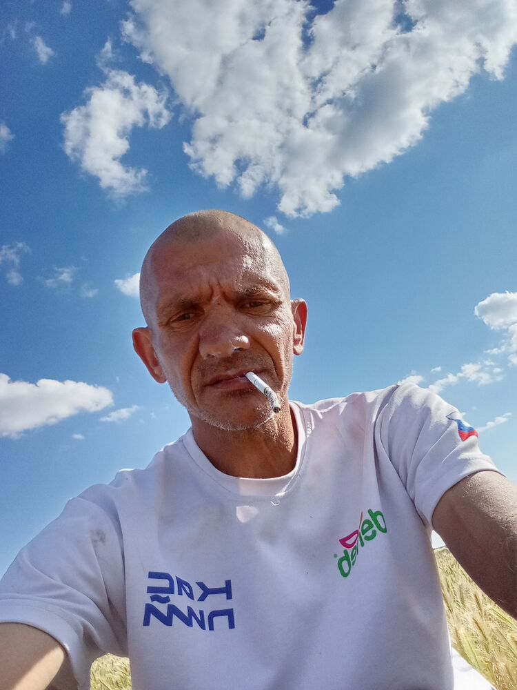  52568908  , 49 ,    
