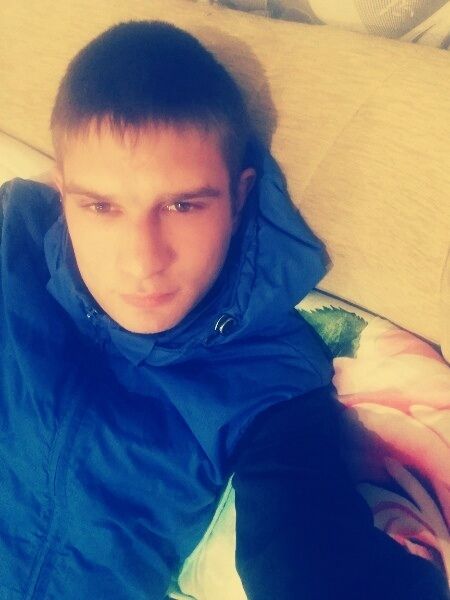  32796678  Klebik, 32 ,    