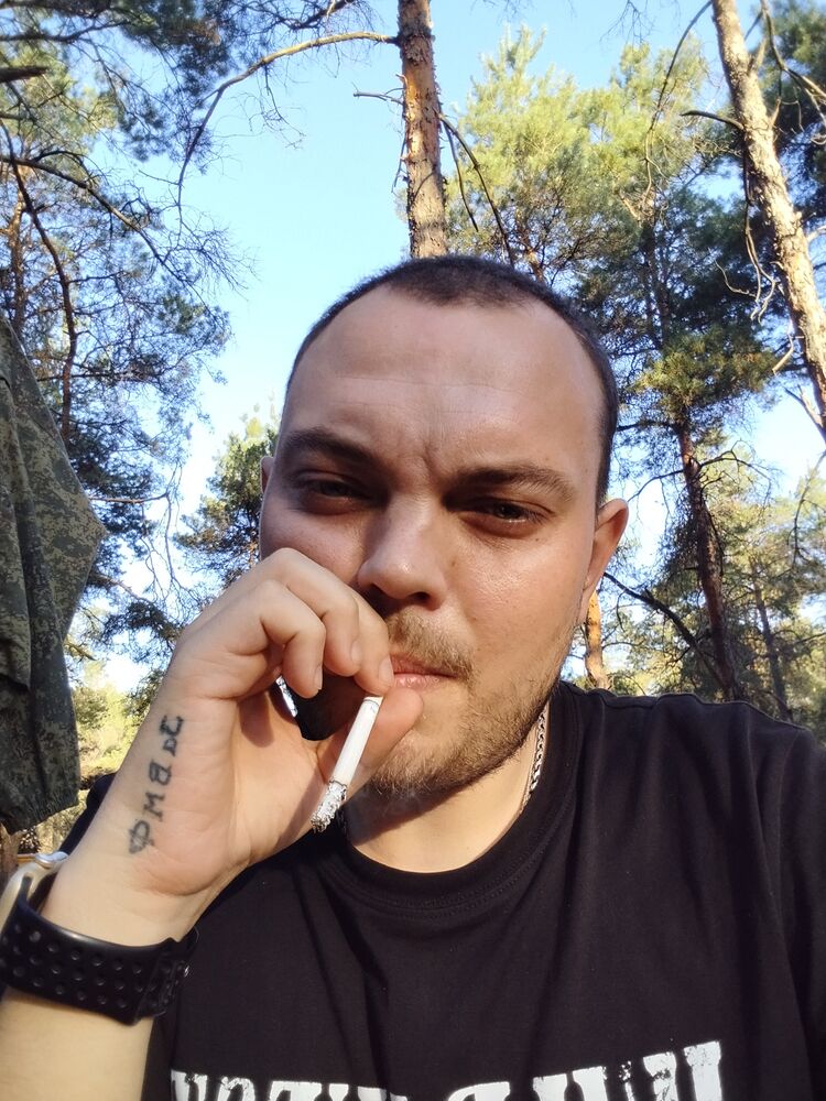  46600188  , 27 ,    