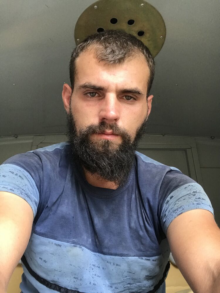  ,   Amir, 33 ,   , 