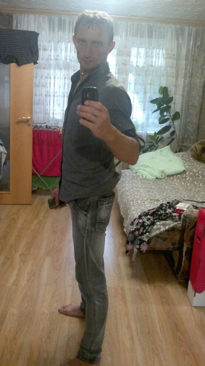  10352788  ALEX, 38 ,    
