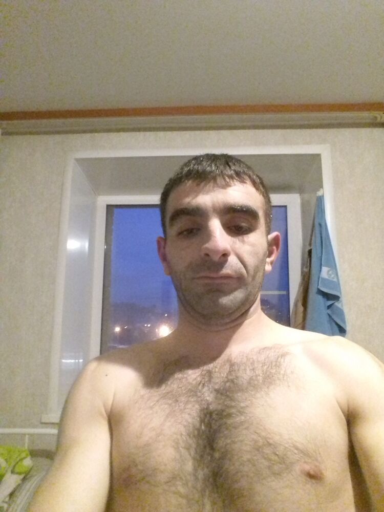  22716778  Vartkez, 33 ,    