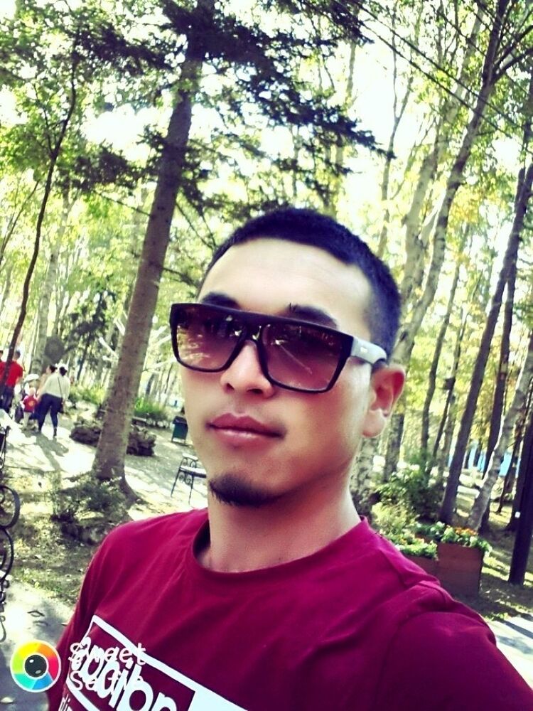 18109748  , 34 ,    