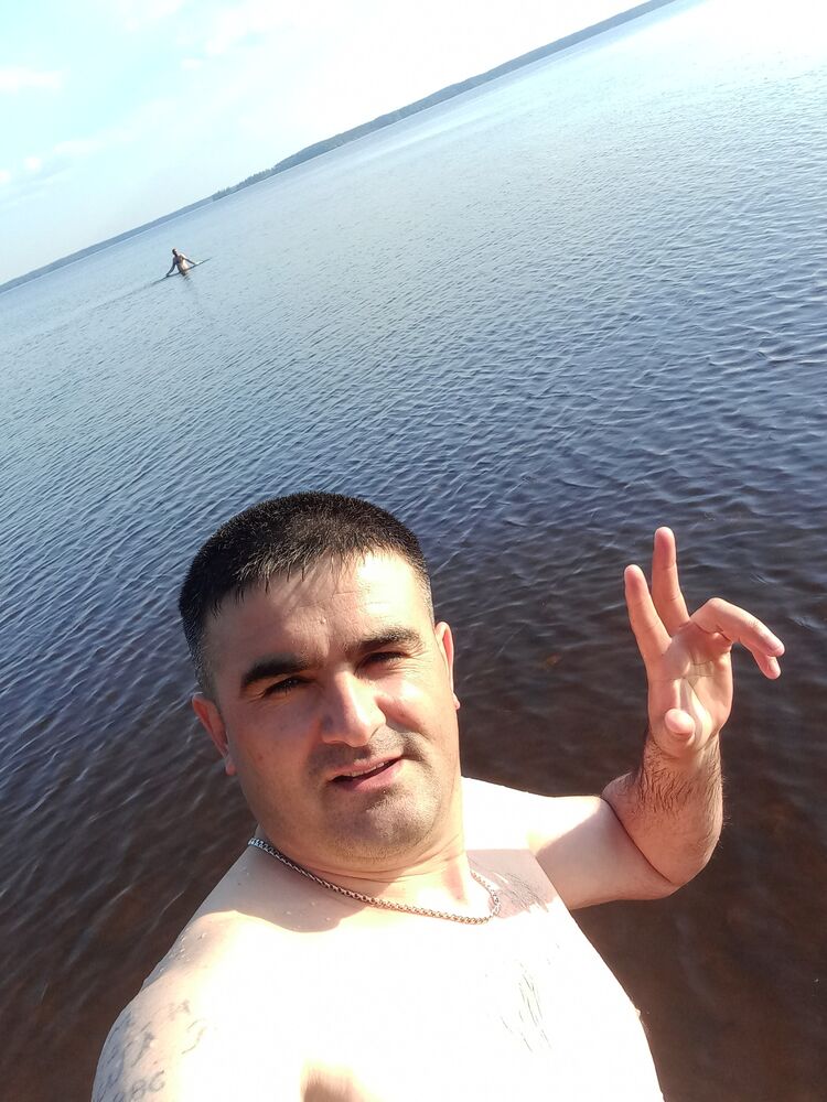  28389438  , 39 ,    