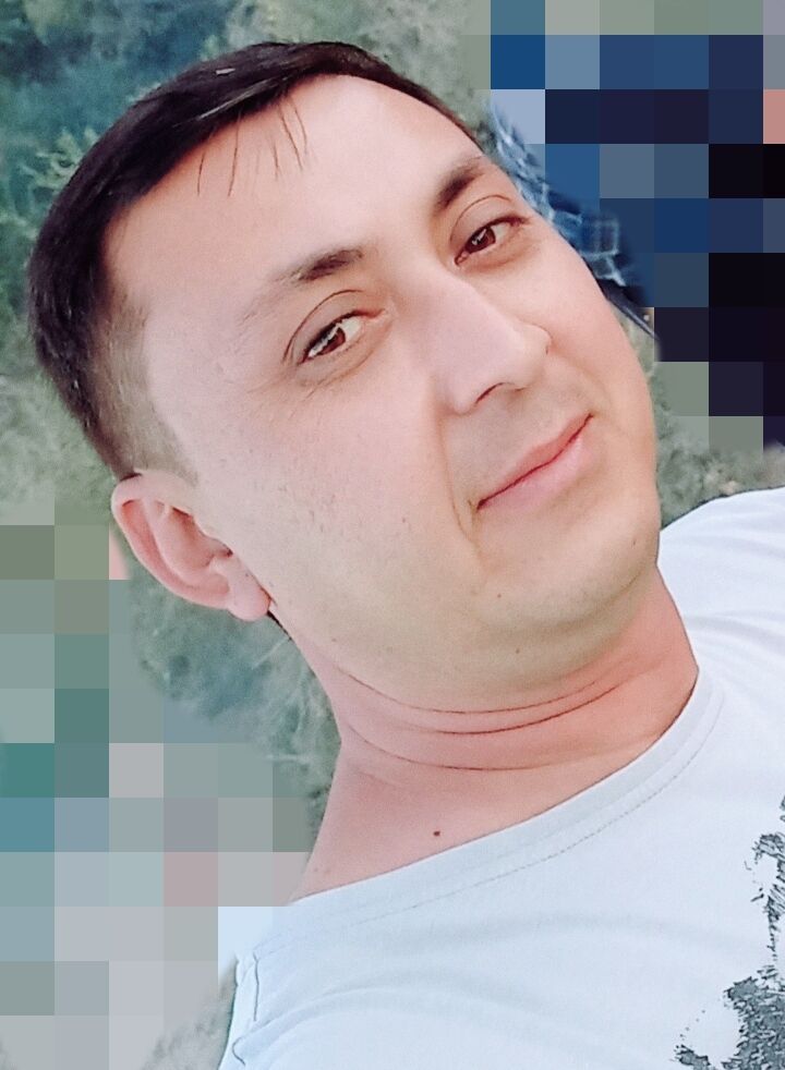  34636528  Rashid, 40 ,    