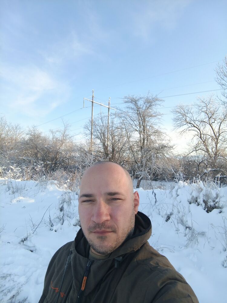  ,   Yaroslav, 42 ,   ,   