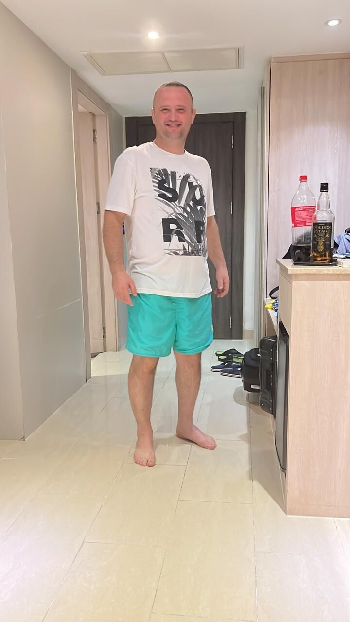  44258328  , 40 ,    