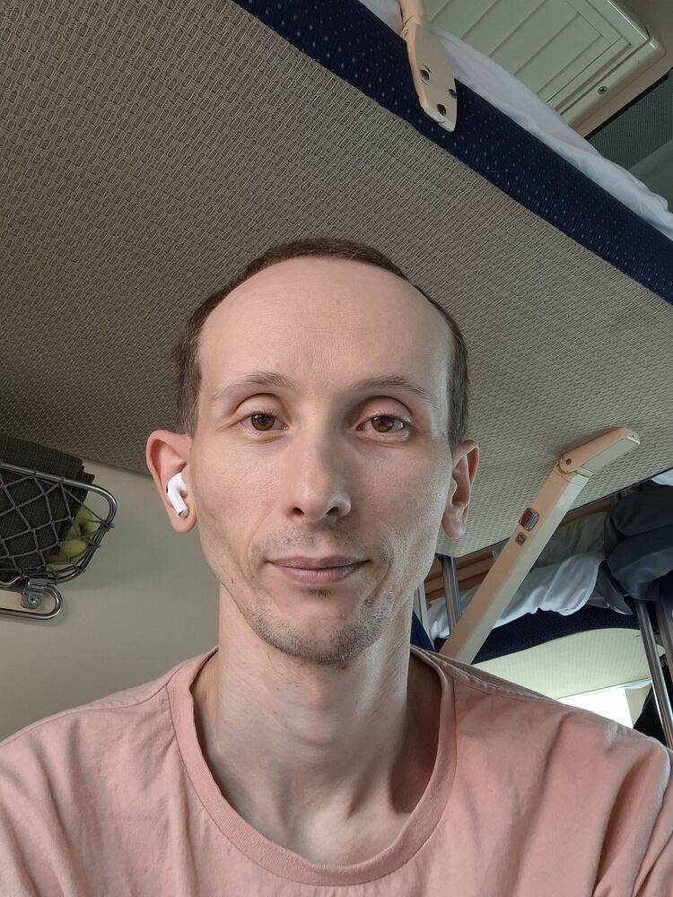  44279848  , 36 ,    -