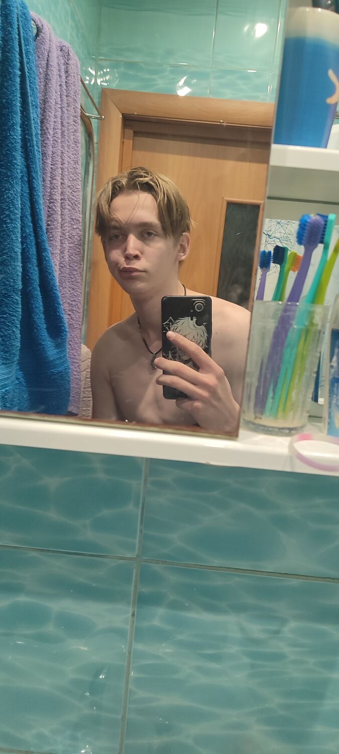  31044218  , 22 ,    -