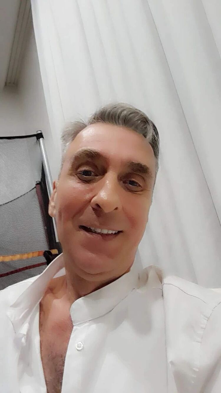  ,   Mixeil, 52 ,   , 