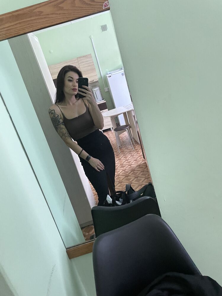  45082848  , 27 ,    