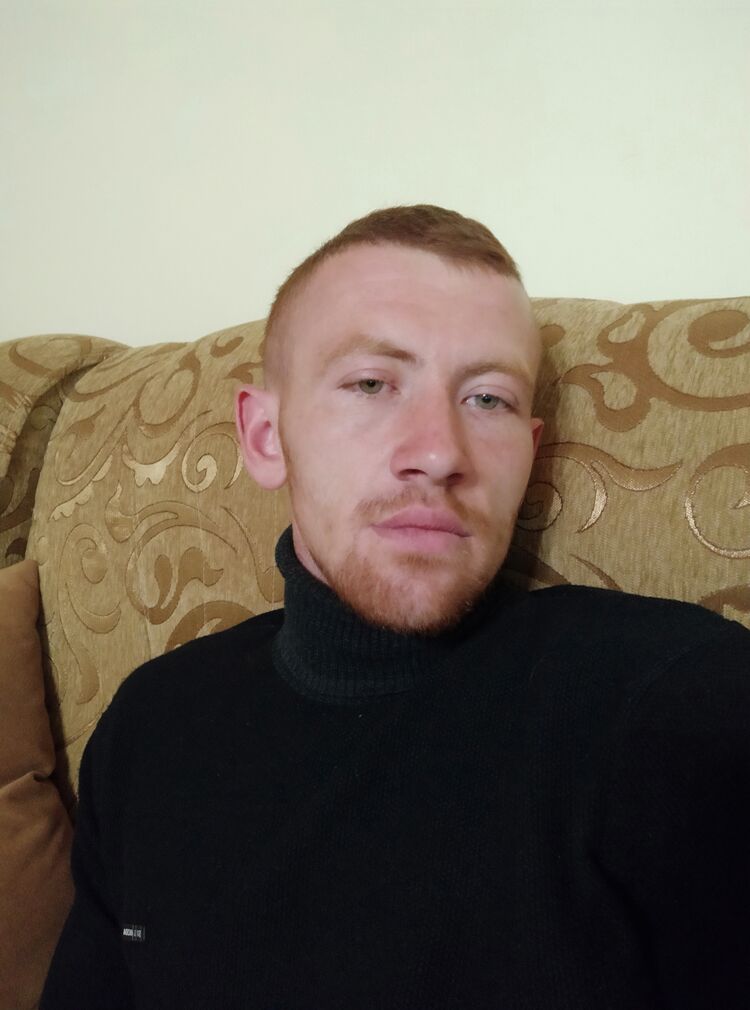  23121768  Vova, 27 ,    Bohnice