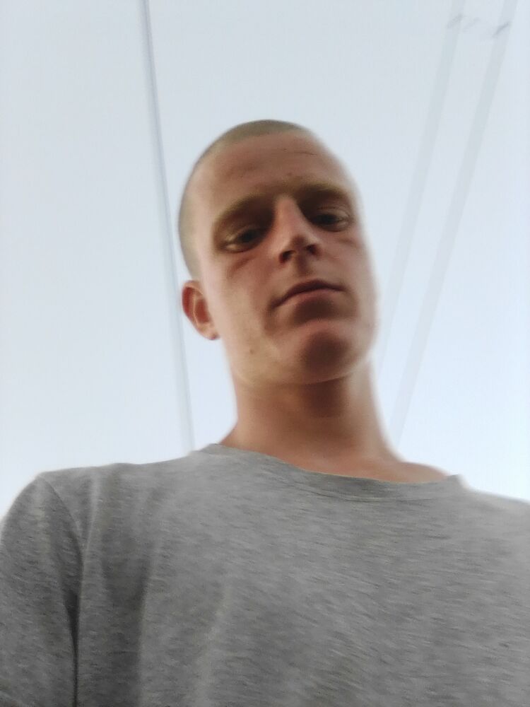  27942298  , 22 ,    