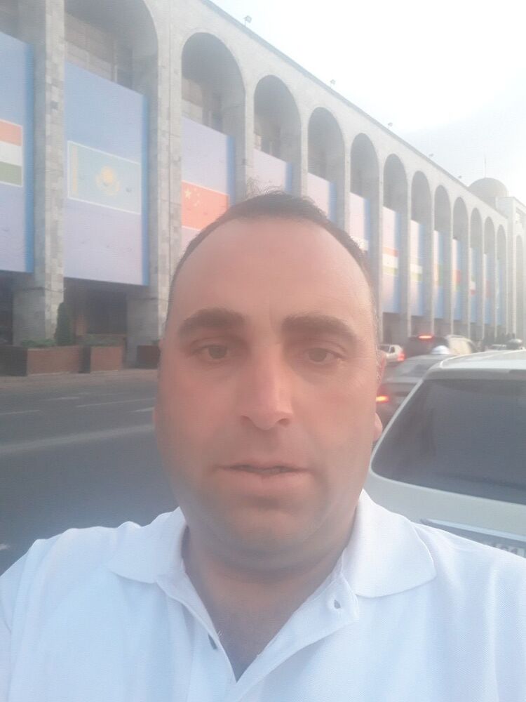  17080608  Ali, 43 ,    Kadikoy