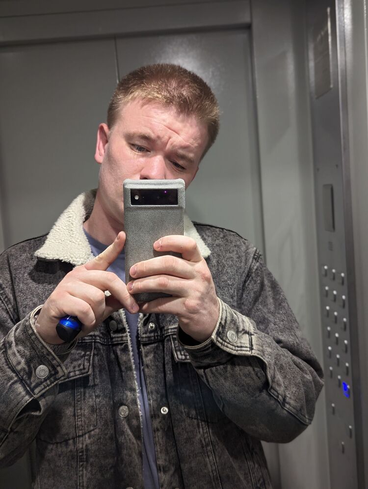  41852308  Alexey, 27 ,    