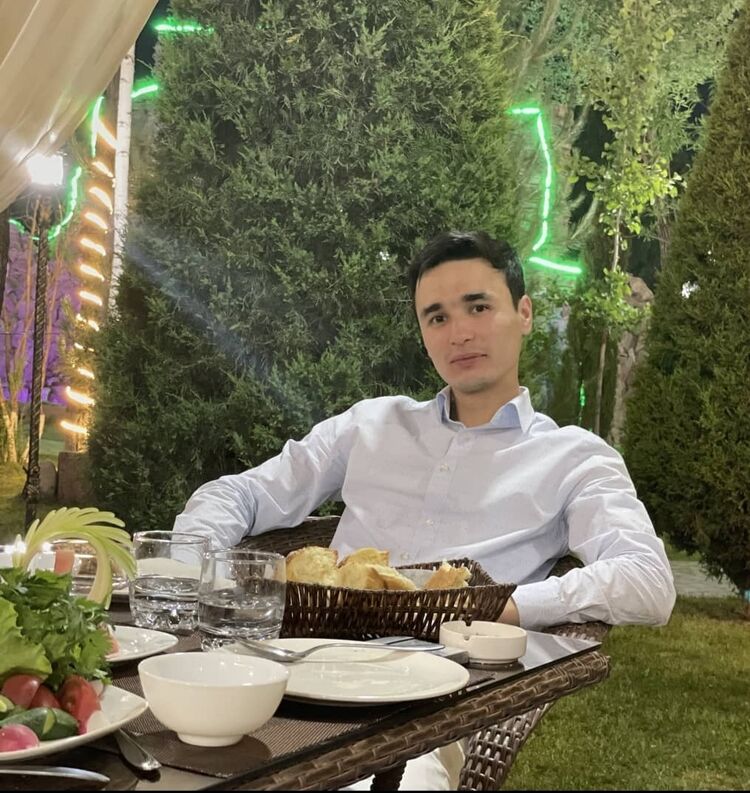  43815758  Shoxrux, 28 ,    