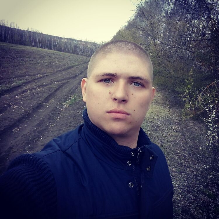  47052308  , 27 ,    