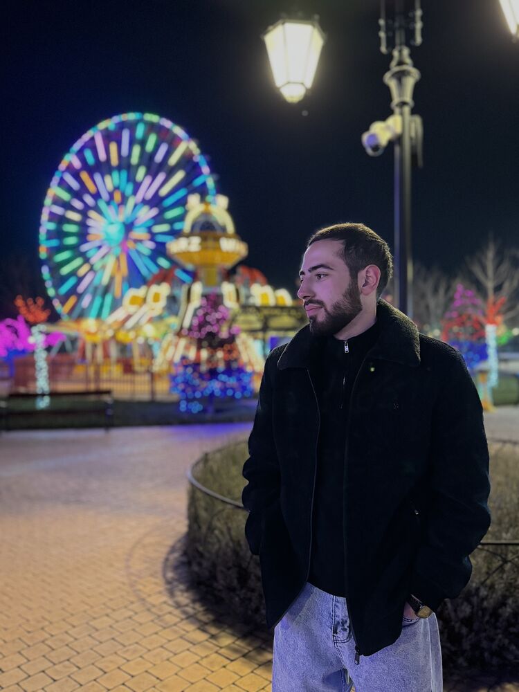  53855748  Arsh, 22 ,    