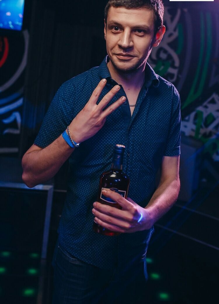 ���� 18653048 ������� �������, 33 ����, ���� ���������� � �����������