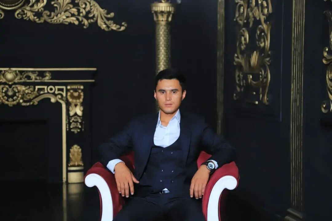  ,   Davronbek, 26 ,  