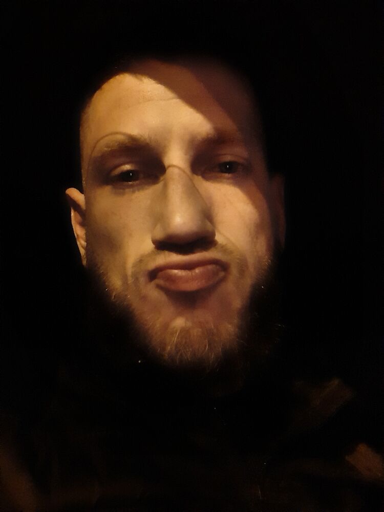  45192968  , 37 ,    