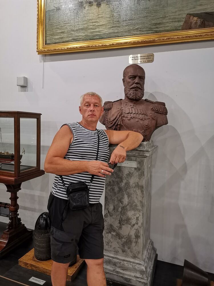 ���� 23533698 ������� �������, 48 ���, ���� ���������� � ���������