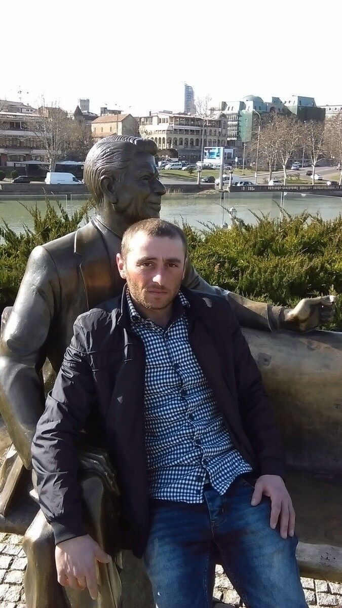  5951098  Nukri, 39 ,    