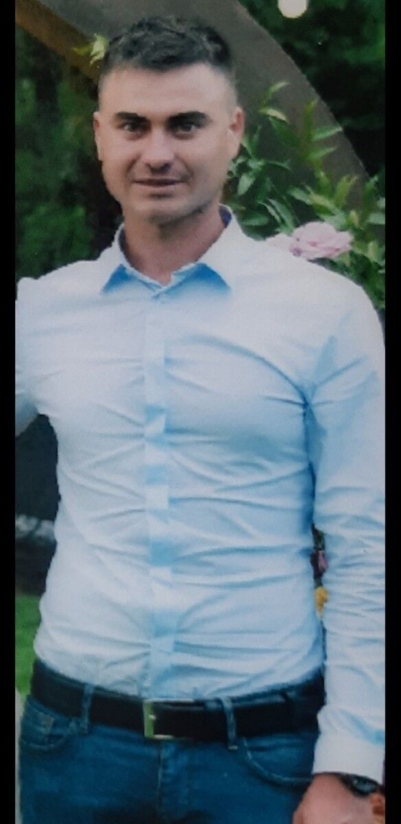  ,   Giony, 32 ,   ,   , c , 
