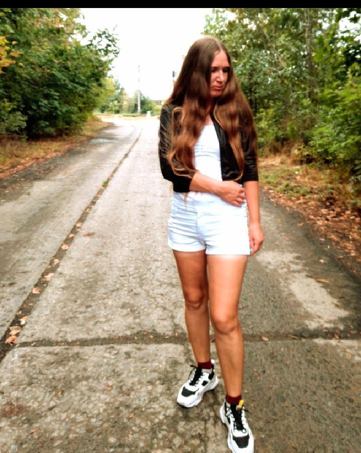  54498578  Gospozha, 32 ,    