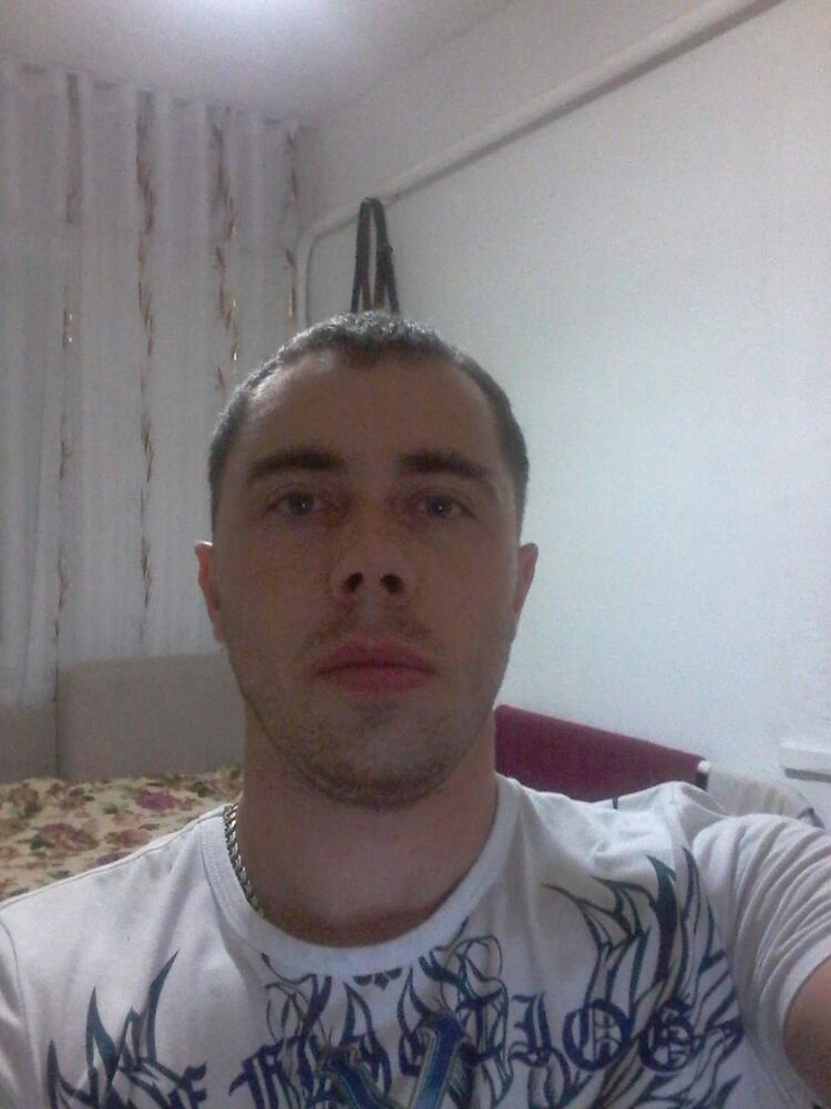  ,   Aleksandr, 37 ,   ,   , c 