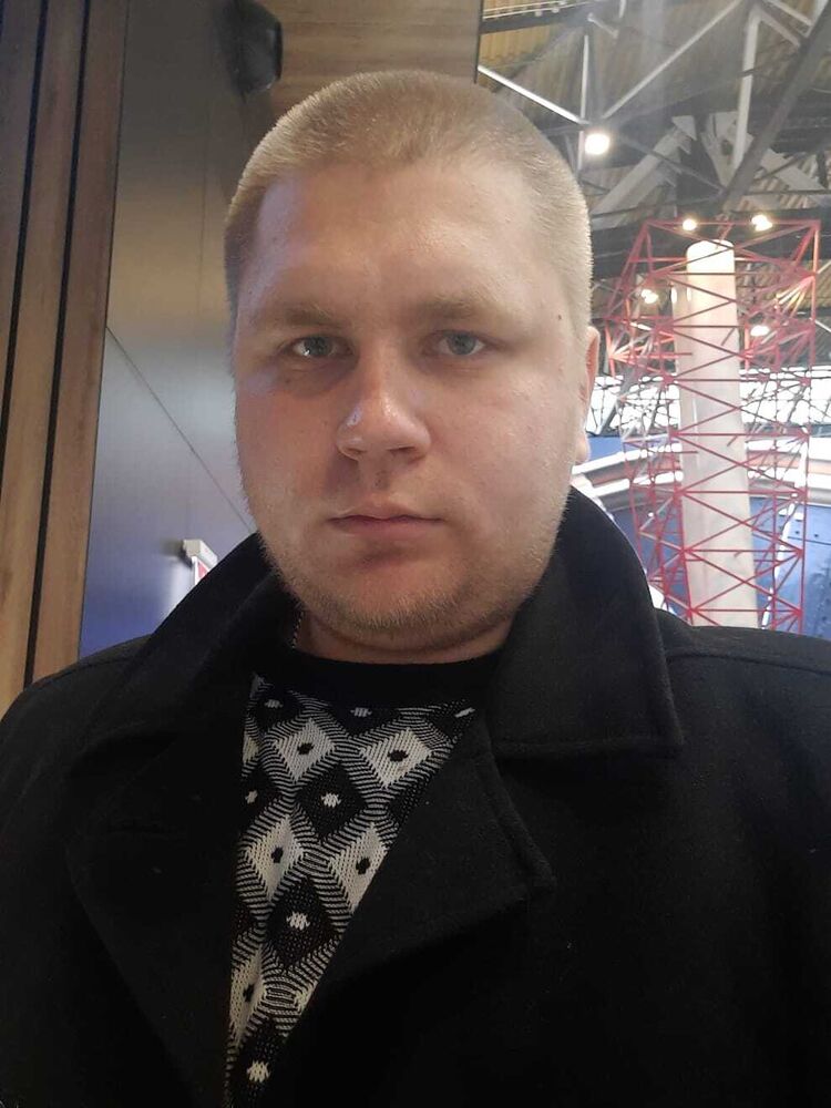  30145328  Vlad, 31 ,    