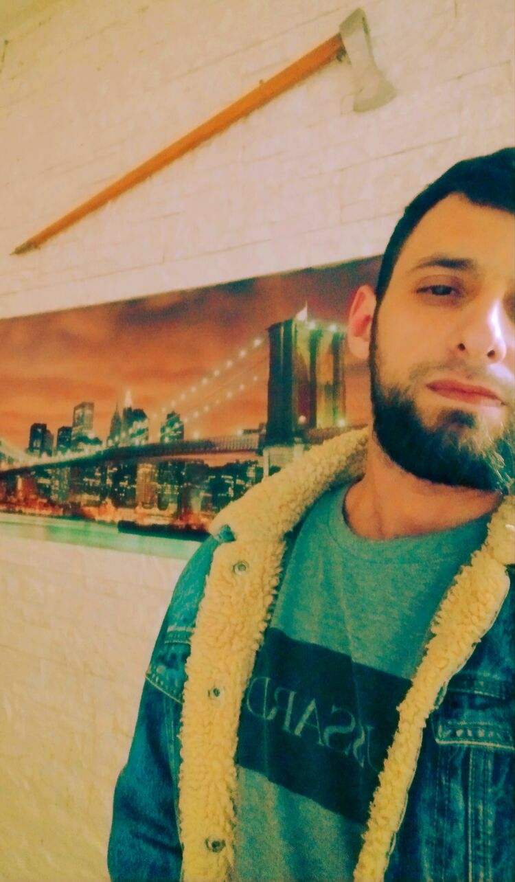  38606178  Ivan, 38 ,    