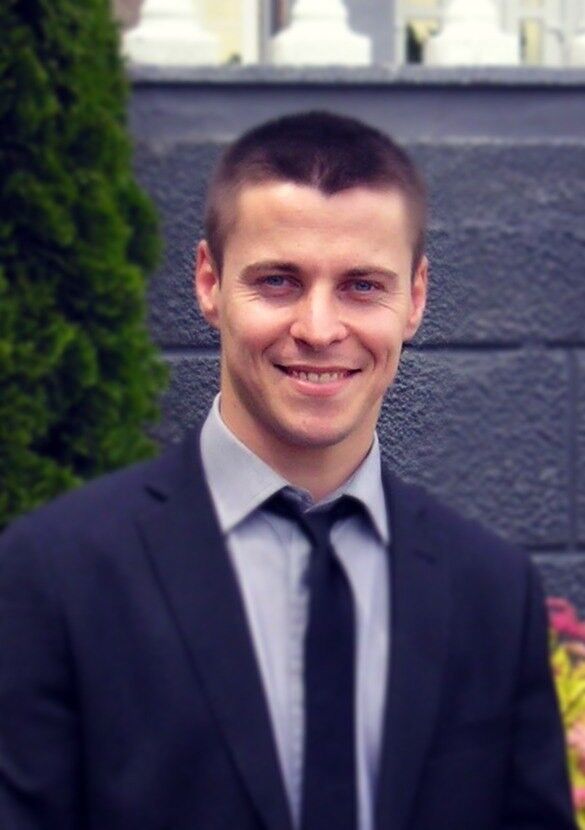 11058168  Andrey, 35 ,    