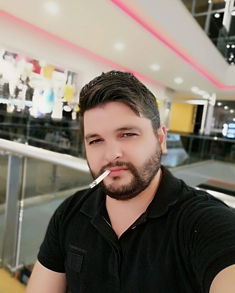  17728388  Rauf, 37 ,    