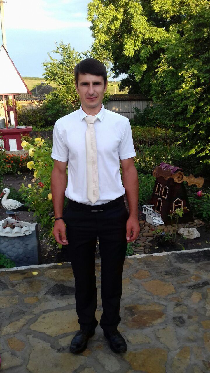  ,   Iurie, 32 ,   c 
