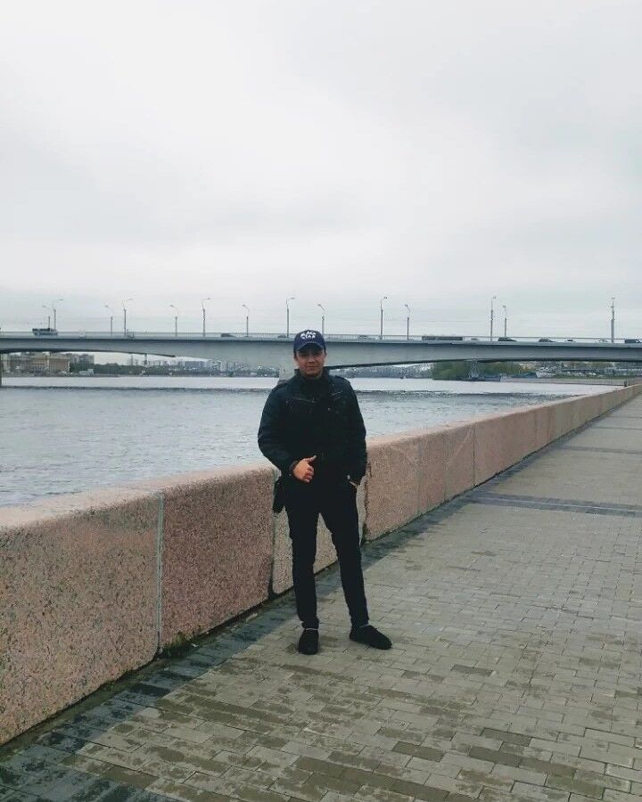  18031238  , 28 ,    -