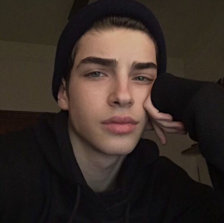 ���� 40247208 ����� ����, 23 ����, ���� ���������� � ������