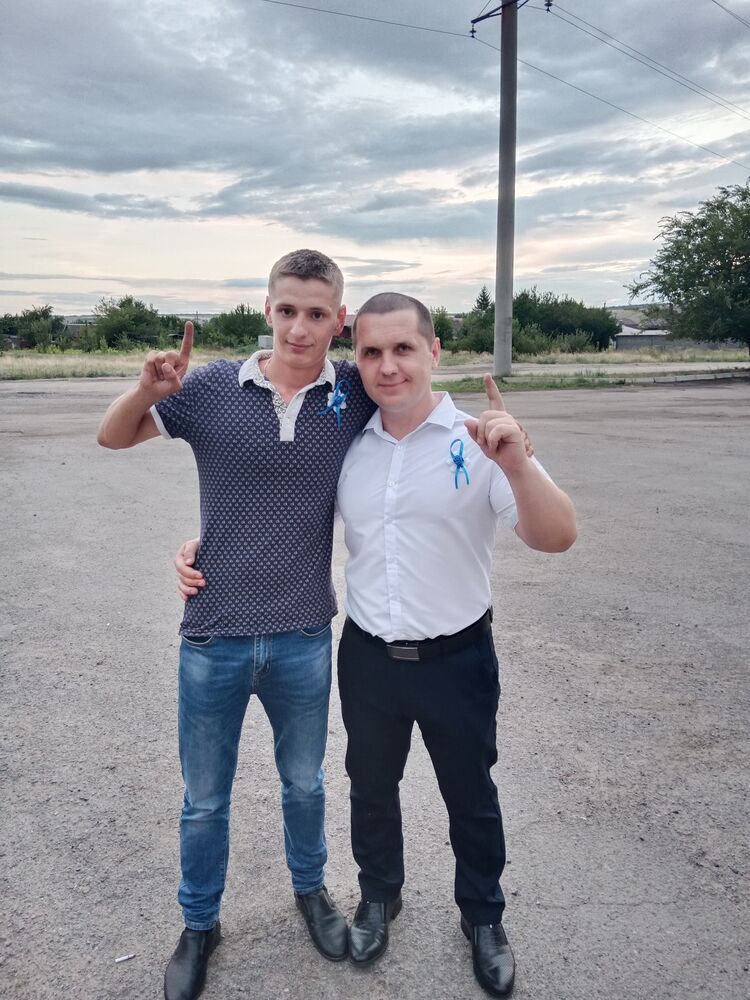  28783888  Rodion, 24 ,    