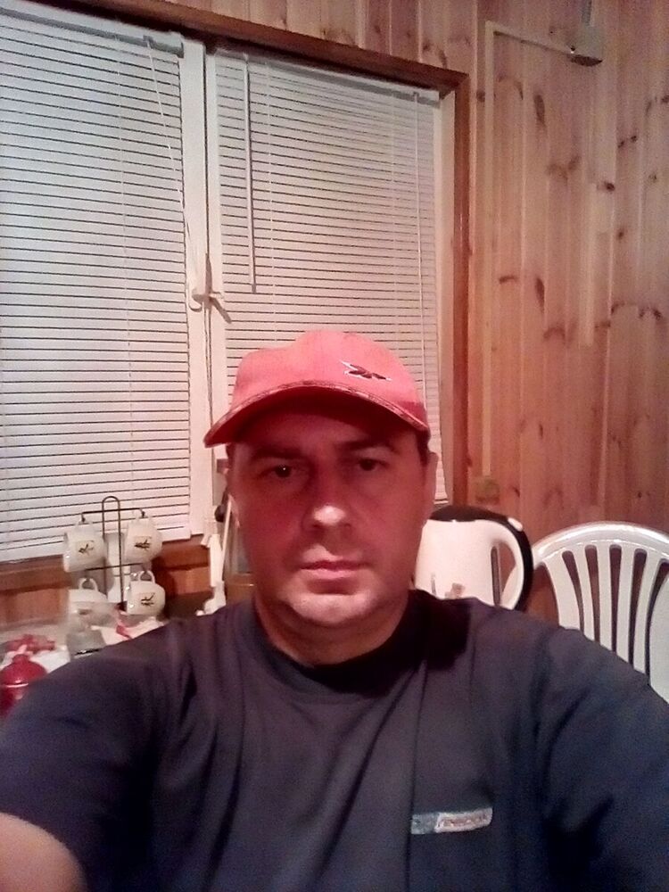  20860488  Nik, 55 ,    
