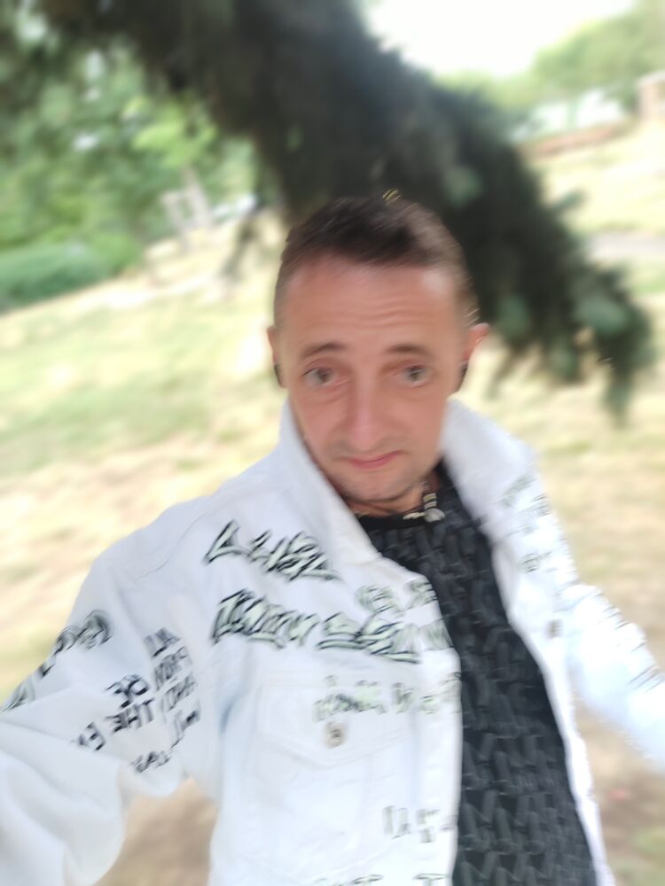 ���� 54893799 ������� Casper, 34 ����, ���� ���������� � Praha