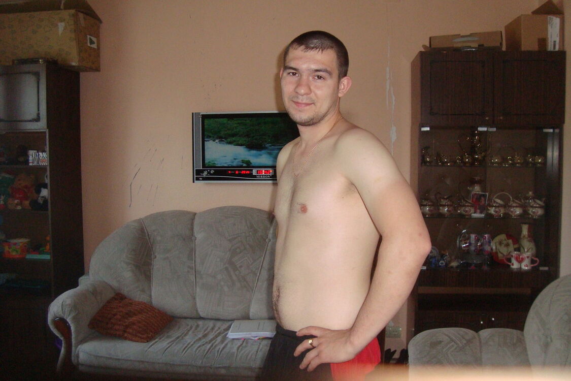  4441828  Sergo, 35 ,    